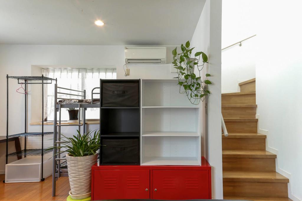 Freedom House 2 *